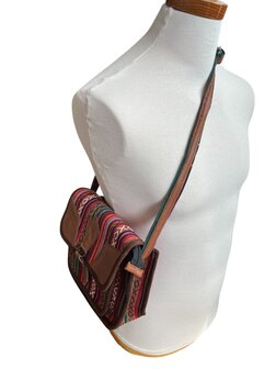 Urban leather schoudertas Nepal rood