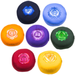 Meditatiekussen Chakra geborduurd set 1 t/m 7 33x15cm Meditatiekussen Chakra geborduurd set 1 t/m 7 33x15cm