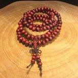 Mala 108 kralen hout rood 7 mm Mala 108 kralen hout rood 7 mm
