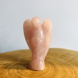 Rozenkwarts engel edelsteen 7,5 cm Rozenkwarts engel edelsteen 7,5 cm