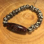 Mala armband met Dzi kraal 21 kralen Mala armband met Dzi kraal 21 kralen